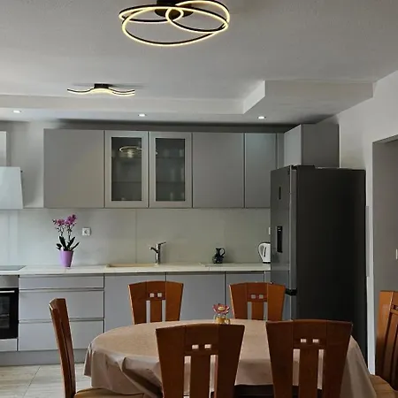 Apartman Apartman Maestral 1