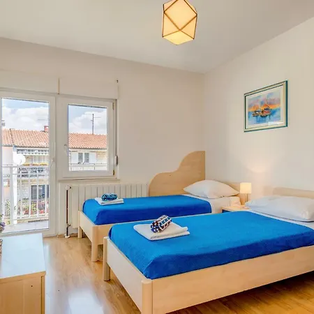 Apartman Apartman Maestral 1 *