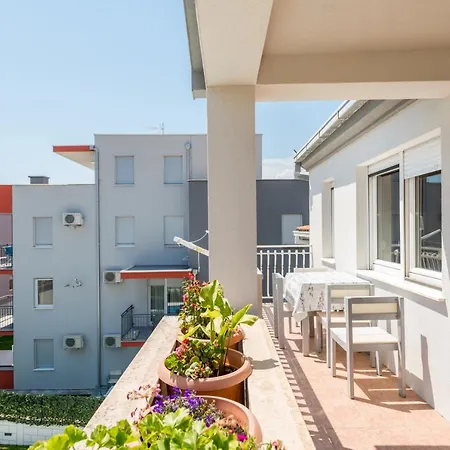 Apartamento Apartman Maestral 1