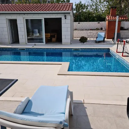 Apartamento Apartman Maestral 1