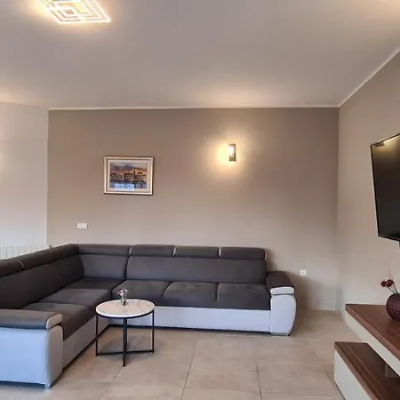 Apartman Maestral 1 * سبليت