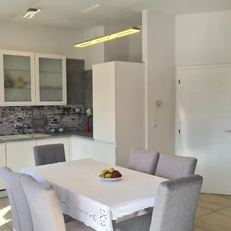 Apartamento Apartman Maestral 1