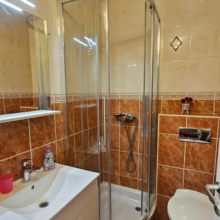 شقة Apartman Maestral 1 *
