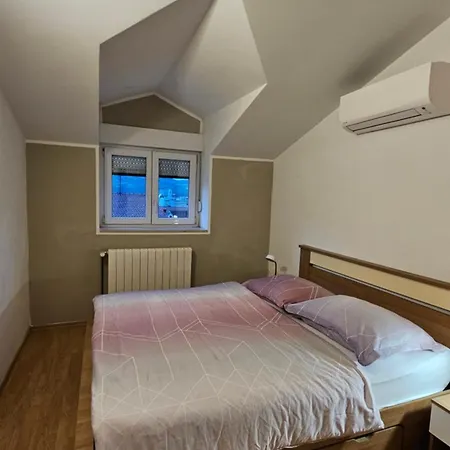 Apartman Maestral 1 *